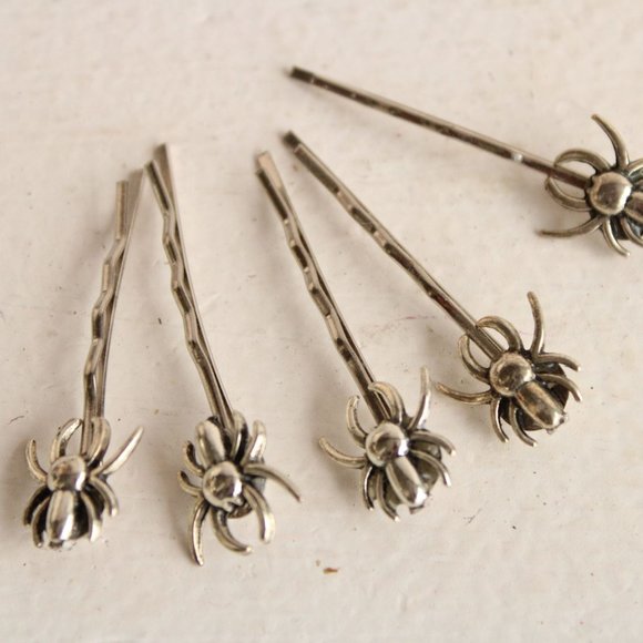 Lot of Goth Jewelry, Bracelets, Skeleton ring, Spider hair Pins,  Septum Rings - Picture 4 of 7